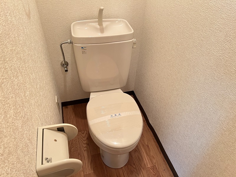 トイレ　コンパクトで使いやすいトイレです