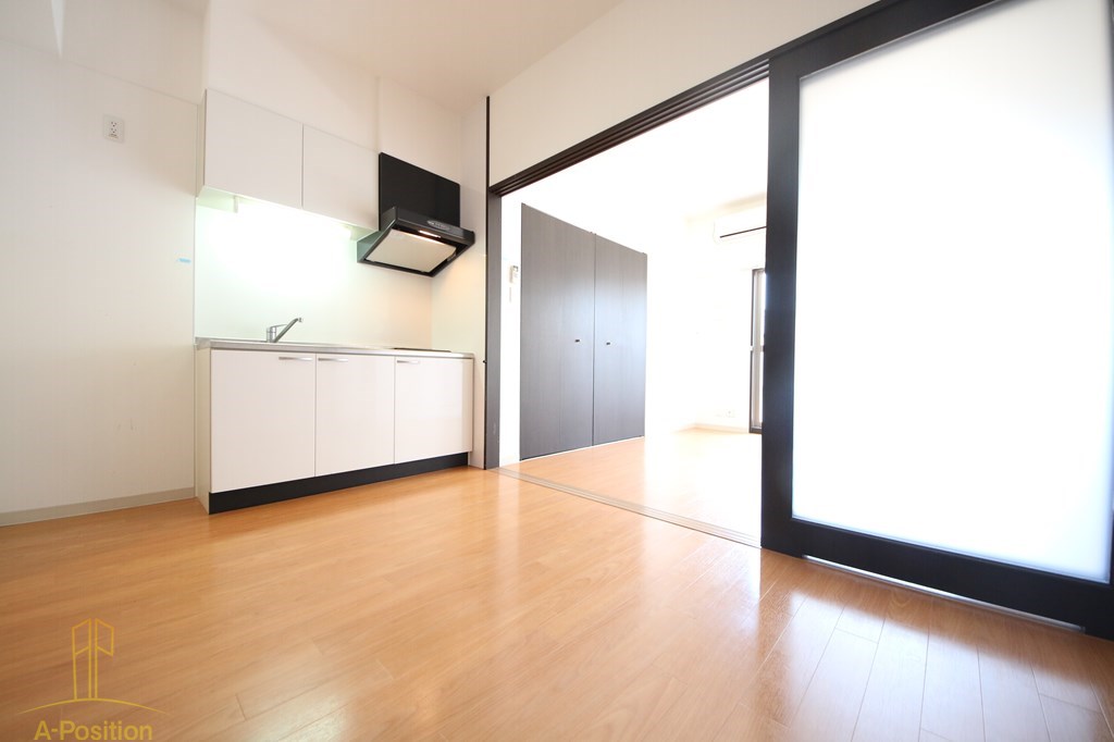 居室・リビング　ノス・ダルジョン