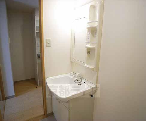 洗面設備　便利なシャンプードレッサー