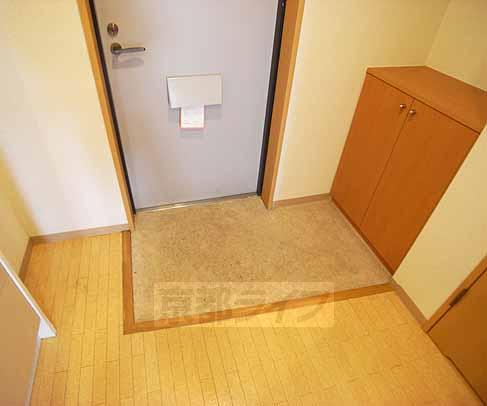 玄関　シューズボックス付きです。