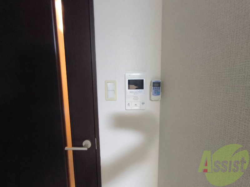 セキュリティ　モニタ付インターホンでセキュリティ面も安心です。