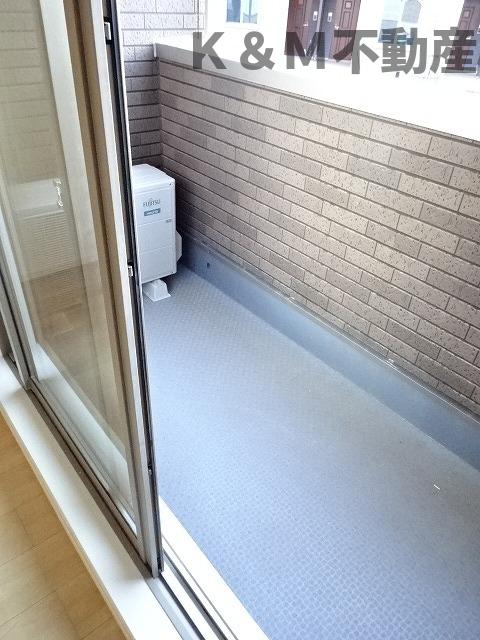 バルコニー　バルコニー付きです