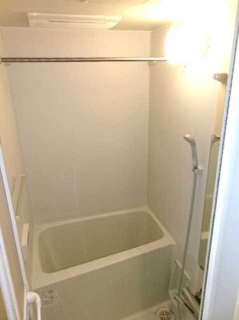 バス・シャワールーム　バスルーム