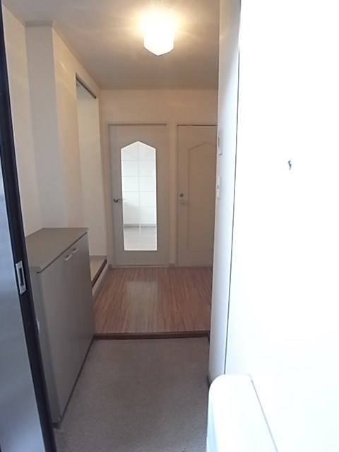 玄関　収納もある玄関です