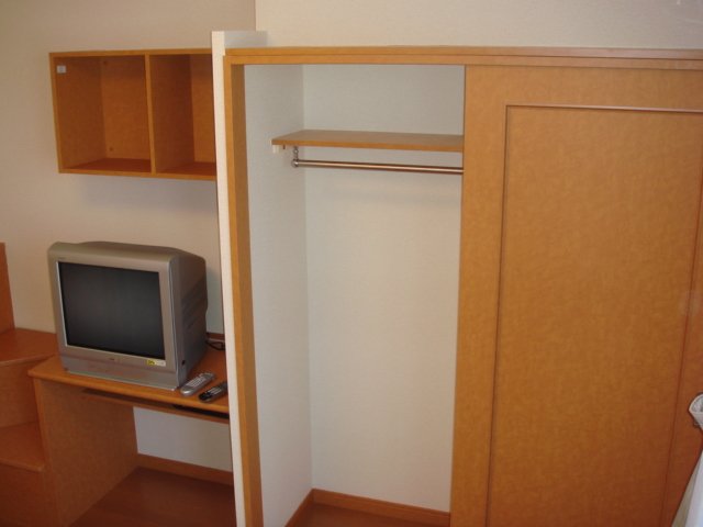 その他部屋・スペース　クローゼット付きで収納もばっちり。