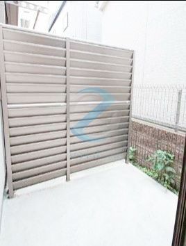 バルコニー　バルコニ