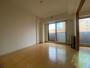 居室・リビング　広くてキレイなお部屋が広がっていて、充実した生活が送れそう。