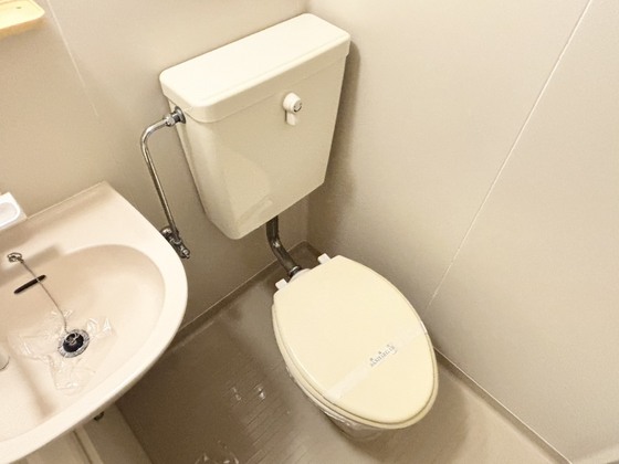 トイレ　トイレ