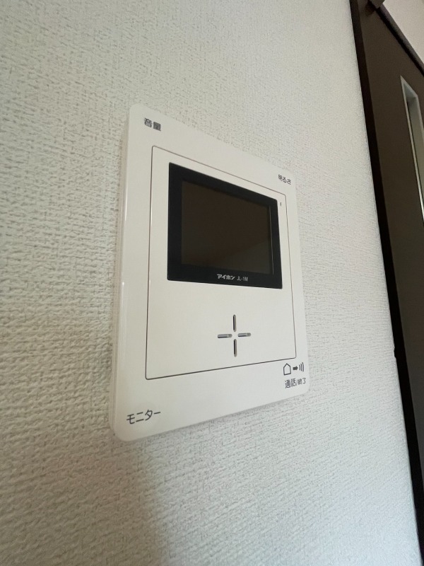 セキュリティ　安心のカメラ付きインターホン♪