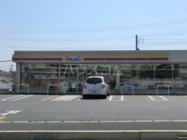 コンビニ　ミニストップ 佐倉ユーカリが丘店（コンビニ）まで977m