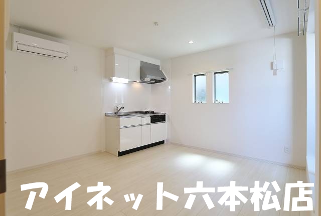 居室・リビング　広々としていいですね。