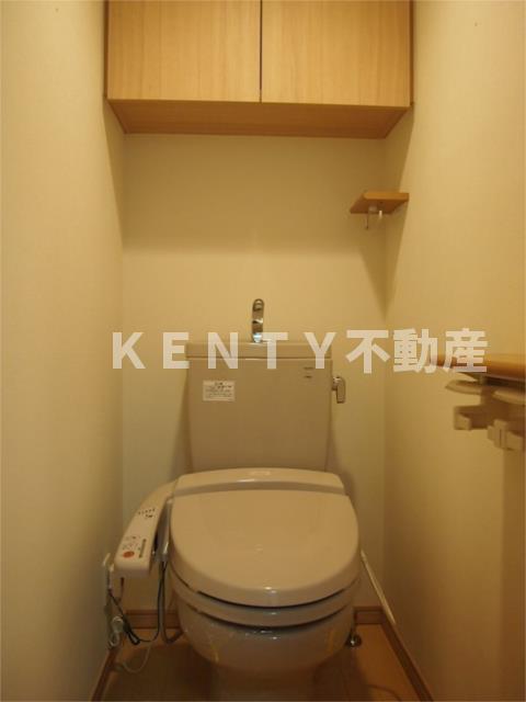 トイレ　落ち着いたトイレです