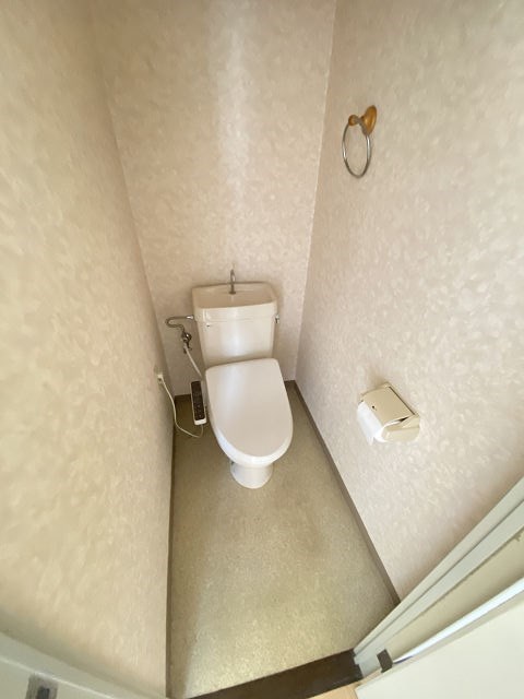 トイレ　コンパクトで使いやすいトイレです