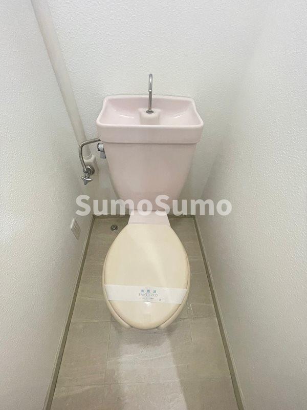 トイレ　コンパクトで使いやすいトイレです