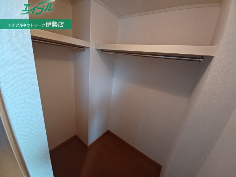 収納　同型画像参考