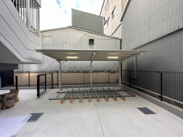 駐車場　駐輪場