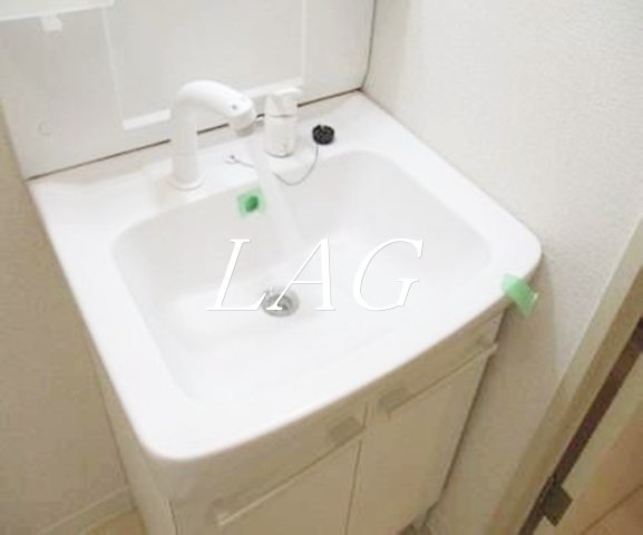 洗面設備　洗面台です。