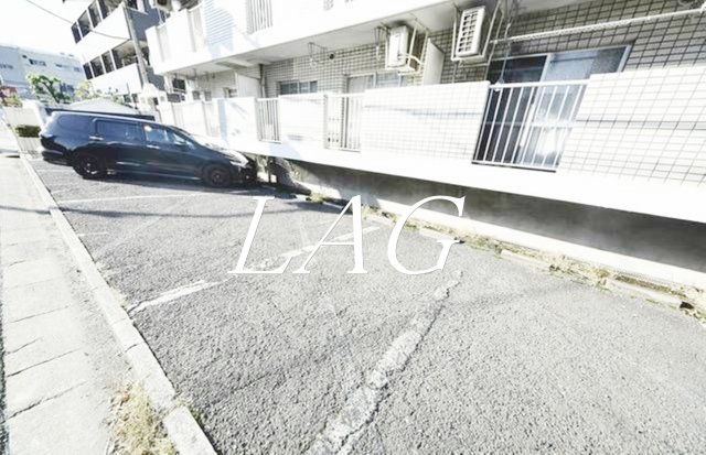 駐車場　駐車場です。