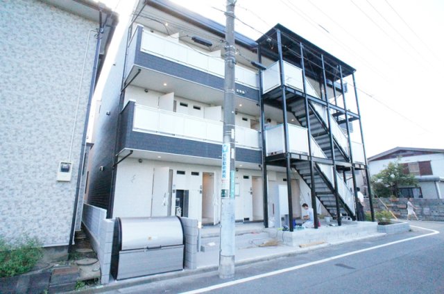 建物外観　落ち着いた雰囲気の外観です