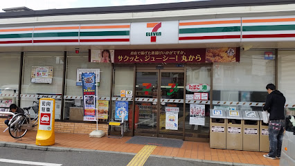 コンビニ　セブンイレブン森小路１丁目店（コンビニ）まで394m