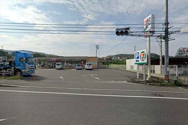 コンビニ　セブンイレブン上道店（コンビニ）まで1152m