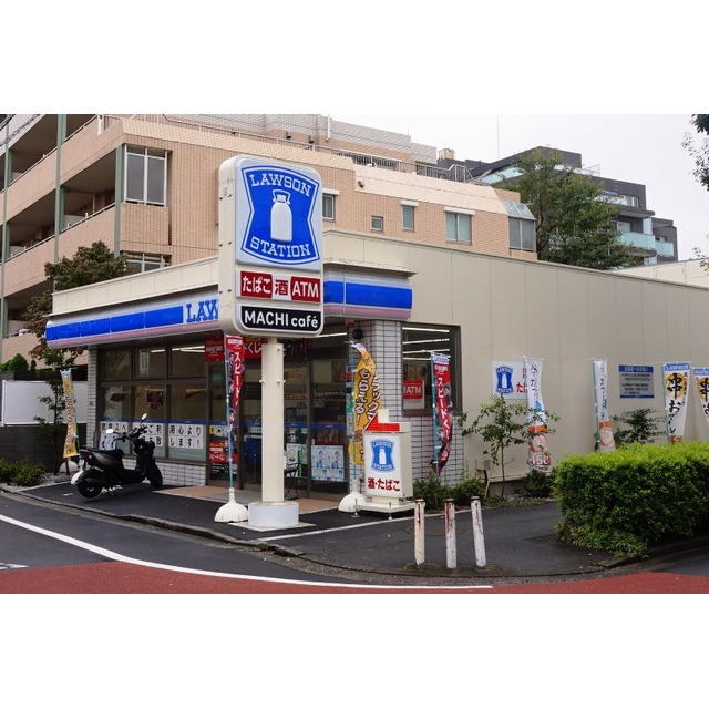 コンビニ　ローソン世田谷桜新町二丁目店（コンビニ）まで30m