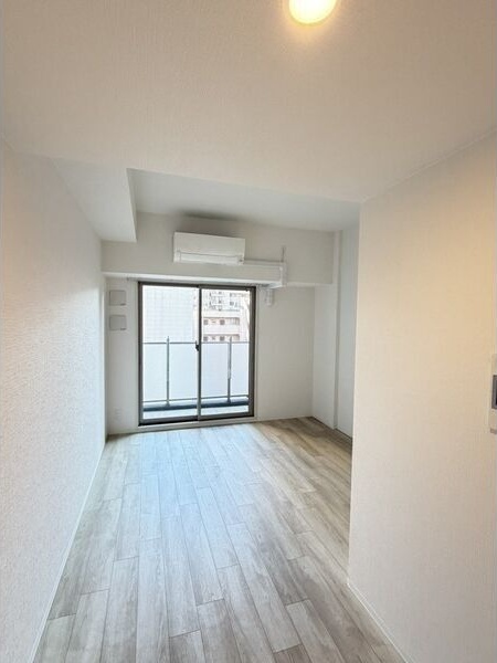 居室・リビング　※写真は同じマンションの違う部屋のものになります。