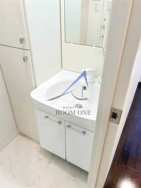 洗面設備　洗面台です。
