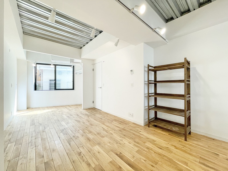 その他部屋・スペース　奥行きのあるお部屋です