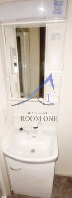 洗面設備　洗面台です。