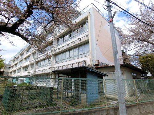 小学校　三鷹市立 第五小学校（小学校）まで420m