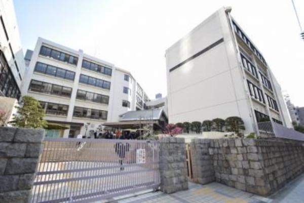 中学校　大阪市立東中学校（中学校）まで424m