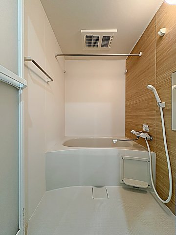 バス・シャワールーム　同間取り別部屋画像
