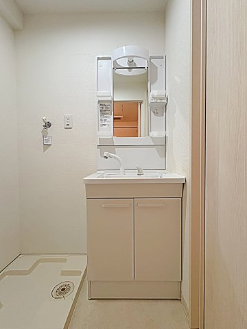 洗面設備　同間取り別部屋画像