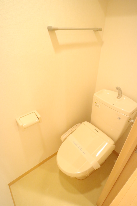 トイレ　※参考写真