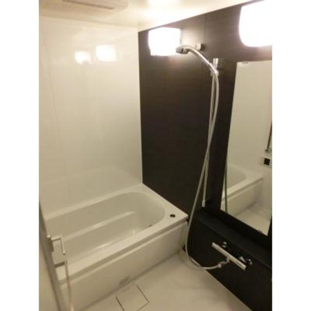バス・シャワールーム　※写真は同タイプ住戸です。