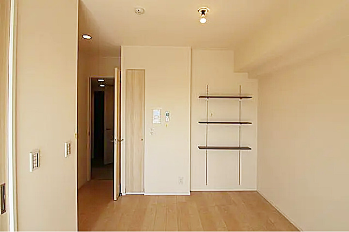 居室・リビング　【角部屋南東向きの明るいお部屋♪】おすすめ物件！