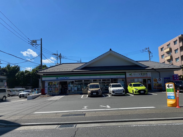 コンビニ　ファミリーマート宮前小台一丁目店（コンビニ）まで429m
