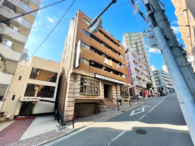 グランディア花隈駅前の外観写真