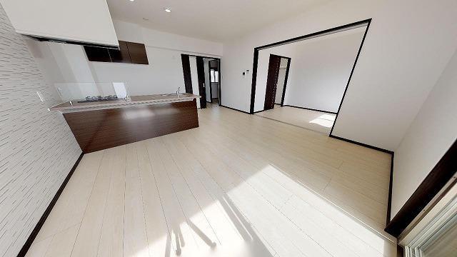 PRESTIGE EXEの居間写真