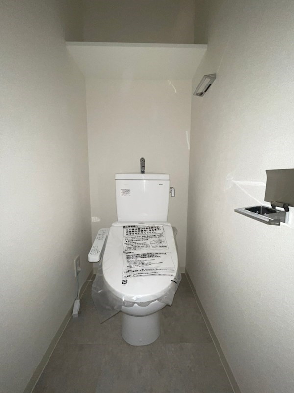 プレサンス大国町アドロッソのトイレ写真