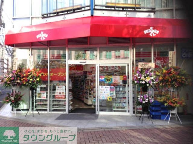 コンビニ　サンクス銀座昭和通り店（コンビニ）まで285m