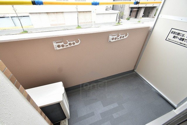 地下鉄御堂筋線 江坂駅 徒歩14分 8階建 築3年の内装写真