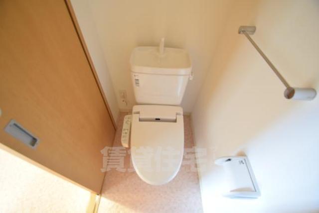 レフィナード茨木のトイレ写真