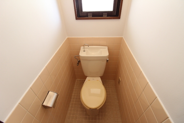 サンライズマンションのトイレ写真