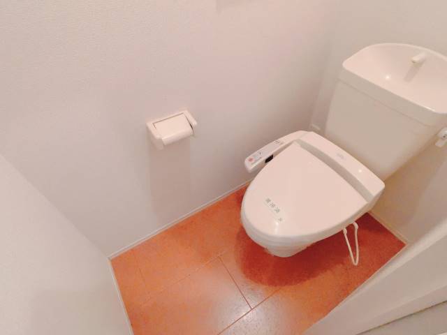 ウィステリアプレイスのトイレ写真