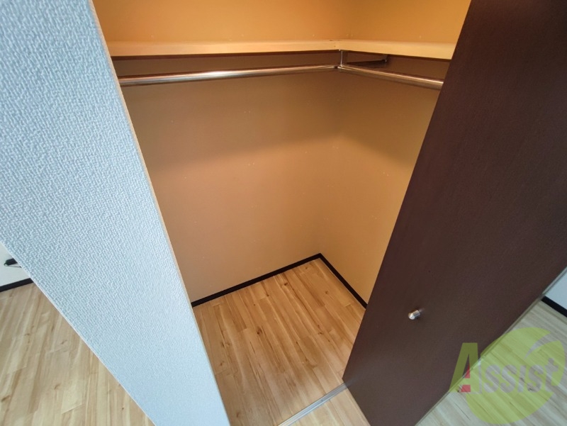収納　寝室の収納です。部屋がすっきり片付きます。