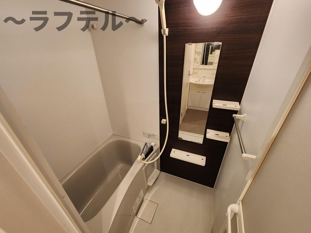 バス・シャワールーム　別部屋イメージ写真