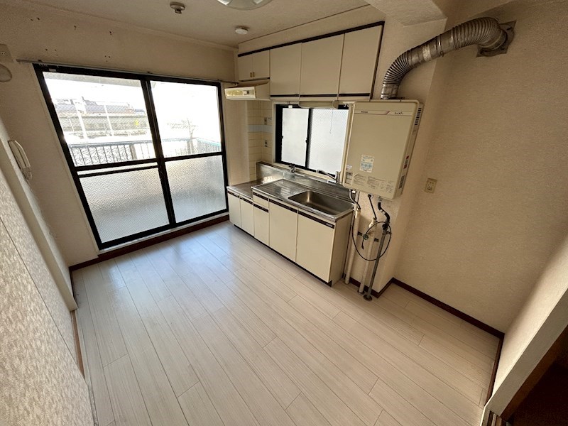 レジデンシア甲子園の居間写真