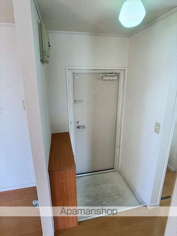 KKビルの玄関写真